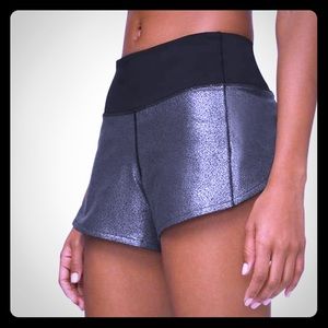 Lululemon Speed up short *Long 4” Foil